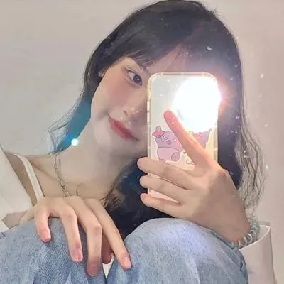 挎斗摩托车里的狗